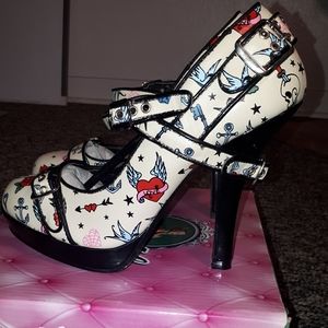 Pinup Couture Cream Puff Tattoo Print Mary-Jane Heels Size 7